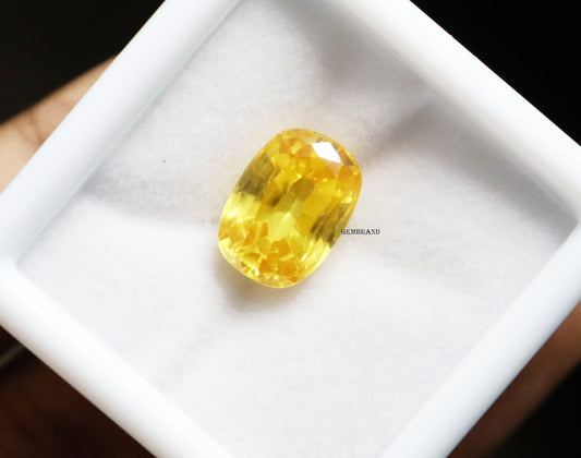 6.25 Carat Natural Sapphire Pukhraj Loose Stone