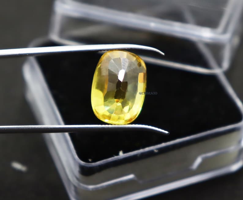 6.25 Carat Natural Sapphire Pukhraj Loose Stone